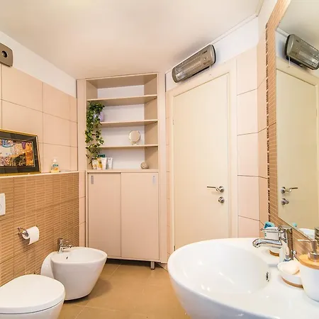 Apartment In Arta